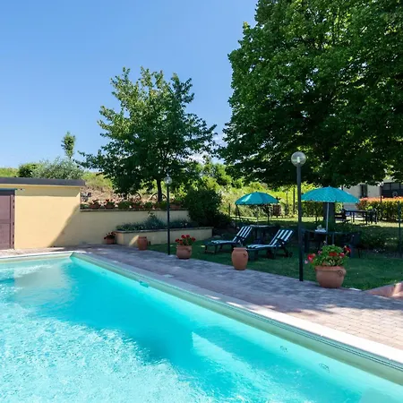 2 Bedroom Cozy In Casa de Férias Nocera Umbra