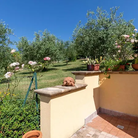 2 Bedroom Cozy In Casa de Férias